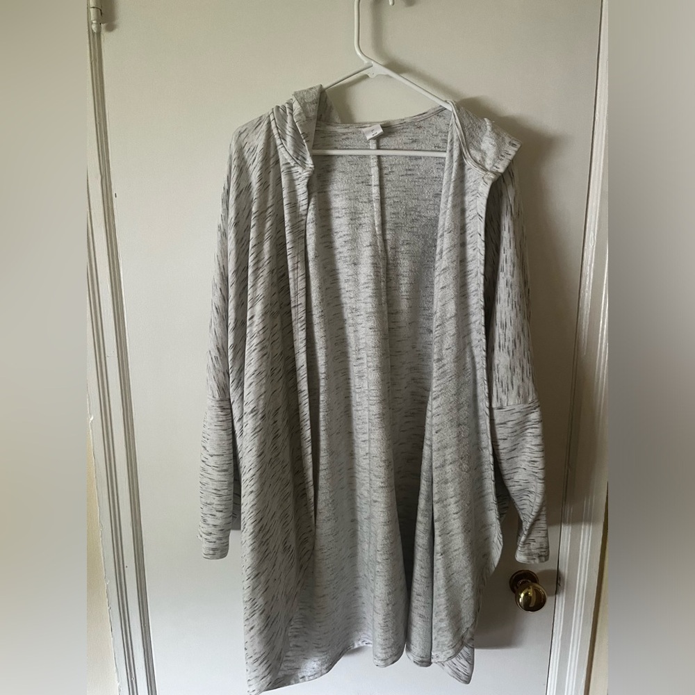 White/Grey Yoga Shawl